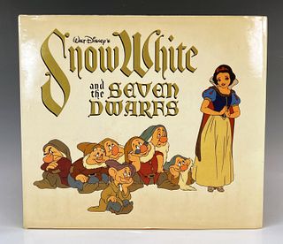 DISNEYS SNOW WHITE & THE SEVEN DWARVES HC BOOK