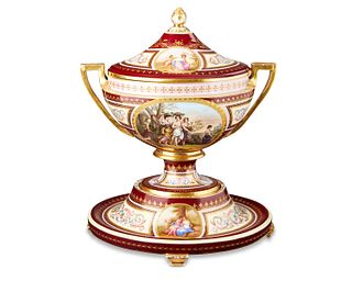 A Royal Vienna porcelain tureen, Late 19th century