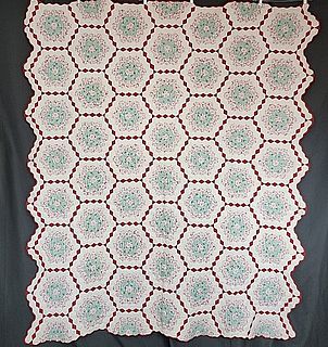 Vintage c1930 Red and Green Grandmothers Flower Garden Quilt