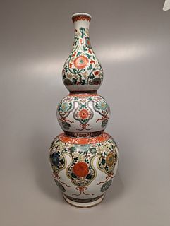 Old Chinese Famille Verte Triple-Gourd Vase