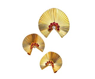 George Schuler Earrings And Brooch Set In 18Kt Gold With Diamonds & Rubies