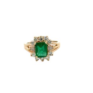 Cocktail Emerald & Diamonds 14k Gold Ring