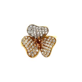 18k Gold Clover Ring with Diamonds 