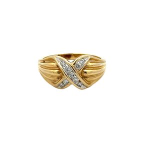 14k yellow Gold Ring with Diamonds