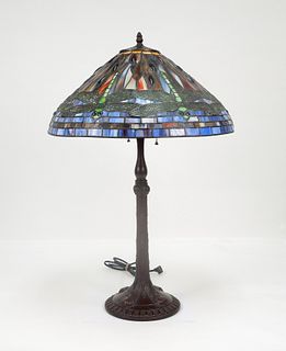 Tiffany Style Table Lamp with Dragonfly Shade.