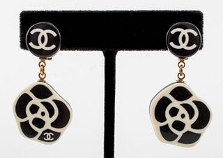 Vintage Gold, Silver Chanel Earrings for Sale, Antique Chanel Earrings  Online Auction