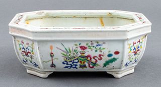 Chinese Export Polychrome Planter