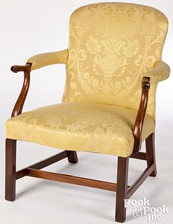 Queen Anne mahogany open armchair, 18th c.