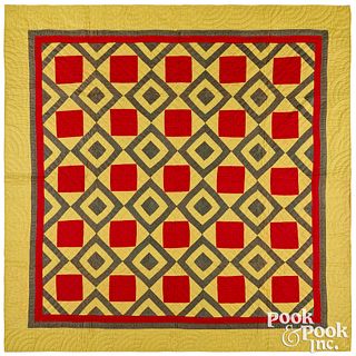 Pennsylvania diamond and block patchwork quilt