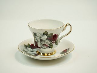Royal Victorian Bone China England Floral Tea Coffee Cup Saucer 