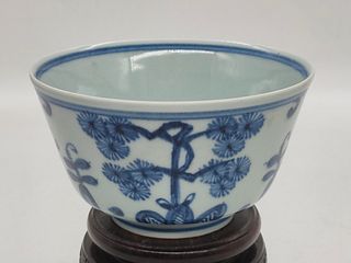 Blue and white "Three Plant of Winter" Bowl - Ming Dynasty