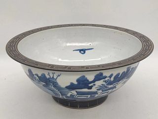 Chinese Porcelain Landscape Bowl - Blue and White 