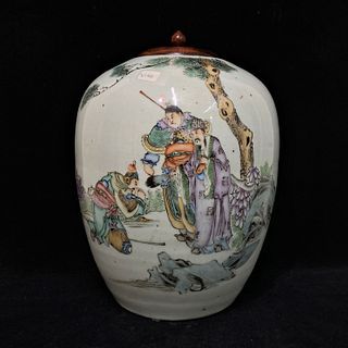 A Chinese Famille Rose Porcelain Ginger Jar