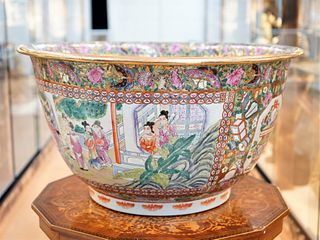 Huge Chinese Export Famille Rose Porcelain Bowl