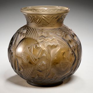 Pierre D'Avesn, Art Deco 'Poissons' vase