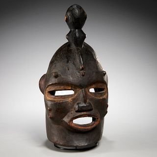 Widikum People, Agwe Chaka helmet mask