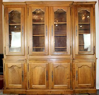 French Regency style bookcase in walnut