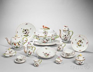 Extensive Herend Porcelain "Rothschild Bird" Pattern Luncheon Service