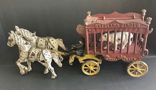 HUBLEY ORIGINAL CAST IRON  OVERLAND CIRCUS HORSE DRAWN WITH 2 HORSES,DRIVER AND TIGER 1930-1940's