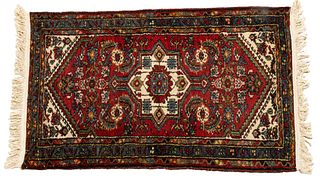 Persian Dergazine Hand Woven Wool Oriental Mat W 29'' L 47''