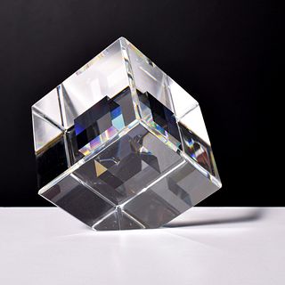 Jon Kuhn Glass Paperweight / Sculpture