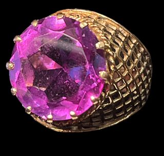 14K Gold & Large Purple Stone Ring 