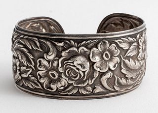 Vintage Silver Repousse Floral Bangle Bracelet