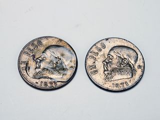 2 1971 MEXICAN PESO COINS