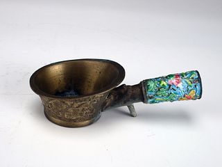 SMALL SILK IRON WITH ENAMEL HANDLE