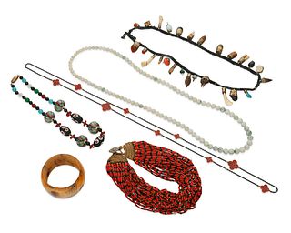 A mixed group of costume jewelry