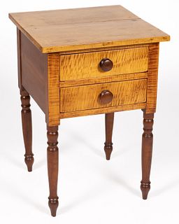 OHIO FEDERAL TIGER MAPLE STAND TABLE 