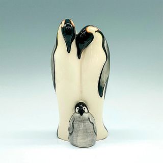 Moorcroft Pottery Figurine, Family of Emperor Penguins