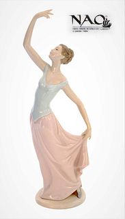 1994 Vintage Nao By LLADRO Handmade Porcelain sculpture, ' The Dance Is Over '
