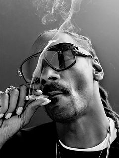 Snoop Dogg "Cigarette" Print