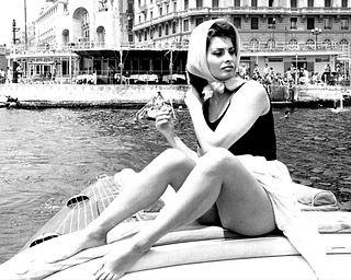 Sophia Loren "Untitled" Print