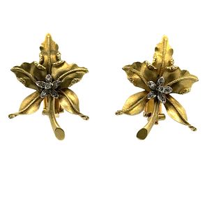 18k Gold & Diamonds Leaves Earrings