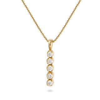 A DIAMOND PENDANT NECKLACE in 18ct yellow gold, the pendant set with a row of round brilliant cut...