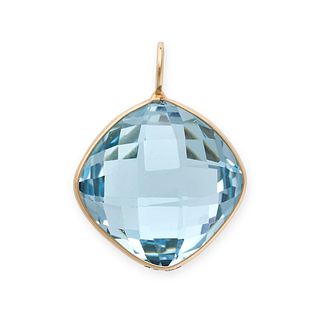 A BLUE TOPAZ PENDANT in 14ct yellow gold, set with a briolette cut blue topaz, stamped 14K, 1.8cm...