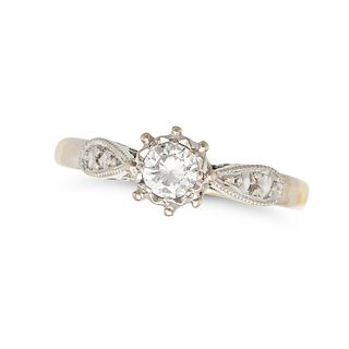 A SOLITAIRE DIAMOND RING in 18ct yellow gold, comprising a round brilliant cut diamond, stamped 1...