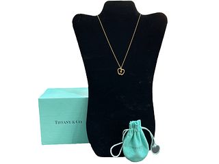 Tiffany & Co., Elsa Peretti Apple Pendant & Chain Necklace in 18 kt Yellow Gold