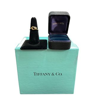 Tiffany & Co., Elsa Peretti Open Wave Ring in 18 kt Yellow Gold