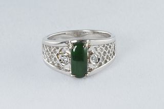 Natural jadeite and diamond 18K ring