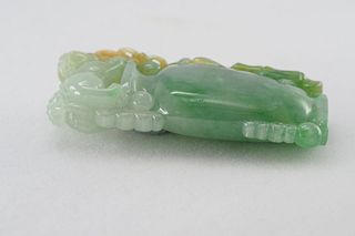 Jadeite lion and bottle ornament with report