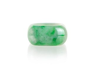 Natural jadeite saddle ring with GIA report