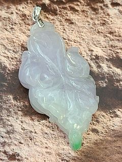 Natural jadeite pendant with report