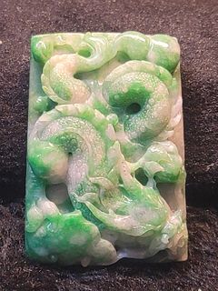 Jadeite carved dragon ornamenet