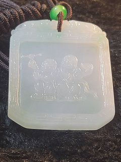 Icy jadeite pendant with report