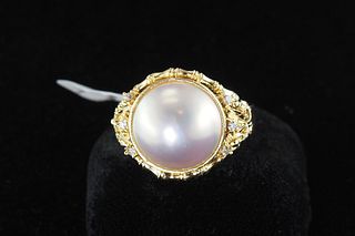 Cultered pearl and diamond 14K ring