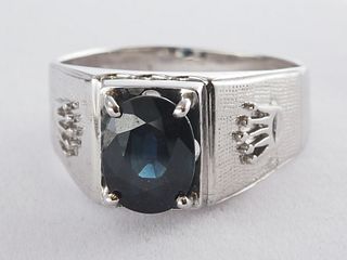 Natural 3.15 carats blue sapphire ring