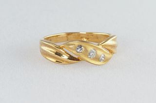 Natural diamond 18K ring